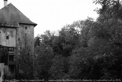 photographie “Le Jour ni l’Heure : La Vie comme à Rumilly — maison forte des Montfort, 1435, dite aussi “château de Montfort\