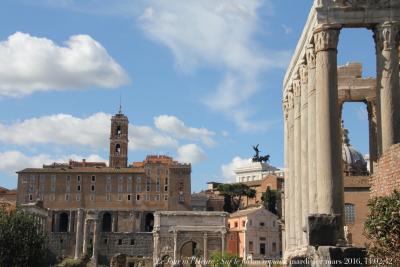 photographie “Le Jour ni l’Heure 3656 : Sur le forum romain — mardi 1er mars 2016, 14:02:42” par Renaud Camus — www.renaud-camus.net — Rome, Roma, forum, Italie, Italia, ruines, Capitole, 1er, mars, 2024