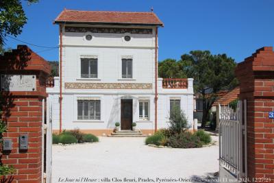 photographie “Le Jour ni l‘Heure 6036 : villa Clos fleuri, Prades, Pyrénées-Orientales, samedi 11 mai 2024, 12:27:23” par Renaud Camus — www.renaud-camus.net — Prades, villa, Clos fleuri, Casals, Pablo Casals, Pyrénées-Orientales, maison, architecture