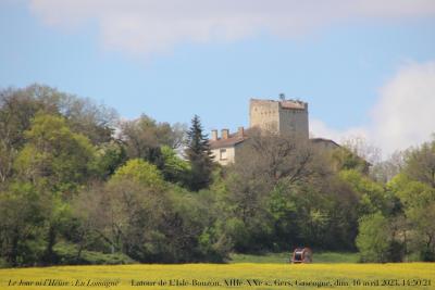 photographie “Le Jour ni l’Heure 5320 : En Lomagne — Latour de L’Isle-Bouzon, XIIIe-XXe s., Gers, Gascogne, dimanche 16 avril 2023, 14:50:21” par Renaud Camus — www.renaud-camus.net — Latour, L'Isle-Bouzon, Latour de L'Isle-Bouzon, tour, Gers, Gascogne, Lomagne, En Lomagne, ferme, château