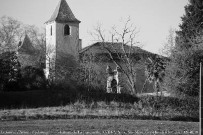 photographie “Le Jour ni l’Heure 3297 : En Lomagne — château de La Busquette, XVIIIe-XIXe s., Sainte-Mère, Gers, Gascogne, lundi 6 février 2023, 09:40:10” par Renaud Camus — www.renaud-camus.net — Busquette, La Busquette, château de La Busquette, château, manoir, La Civilisation des buttes, Sainte-Mère, Lomagne, Lectoure, Gers, Gascogne