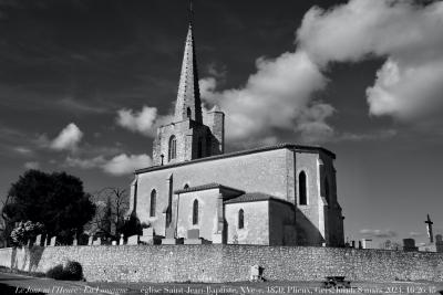 photographie “Le Jour ni l’Heure 3495 : En Lomagne — église Saint-Jean-Baptiste, XVe s.-c. 1870, Plieux, Gers, Gascogne, lundi 18 mars 2034, 16:26:45” par Renaud Camus — www.renaud-camus.net — église, Saint-Jean-Baptiste, Plieux, Gers, Gascogne, Lomagne, En Lomagne, 18, mars, 2024